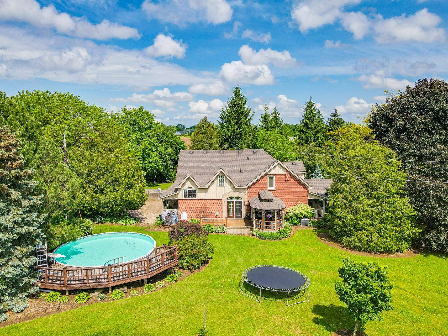 875 Safari RD, Hamilton, ON L0R 1V0