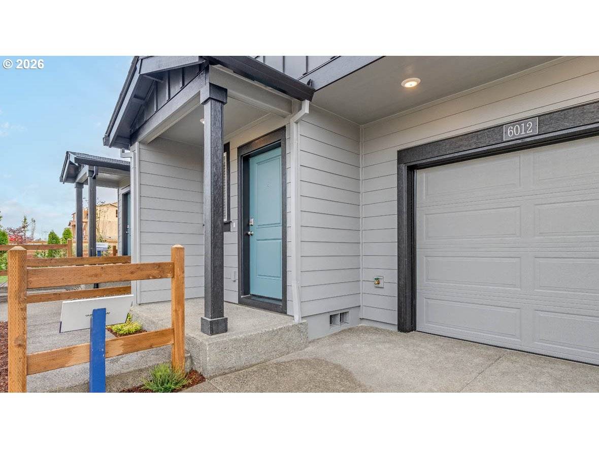 6012 SE 15TH ST, Gresham, OR 97080