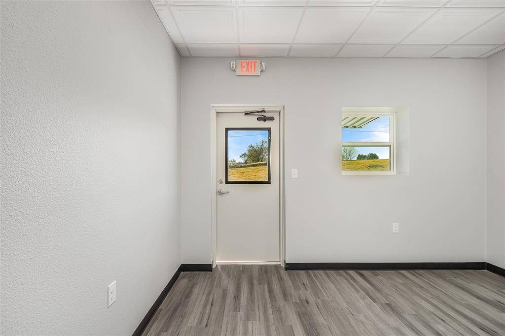 705 Private Road 5939 #1-9, Lavon, TX 75166