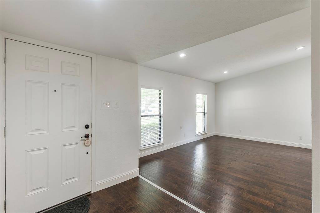 2004 White Ash Road, Carrollton, TX 75007