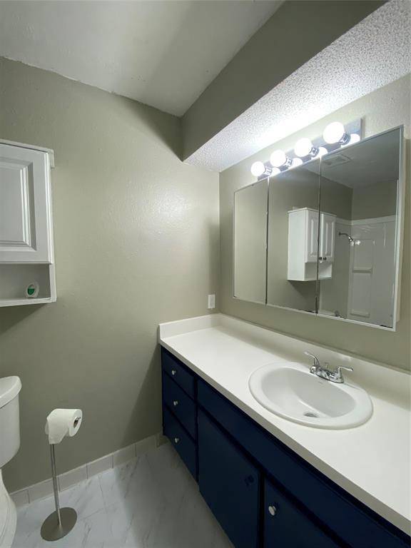 7663 Blue Carriage Court, Fort Worth, TX 76120