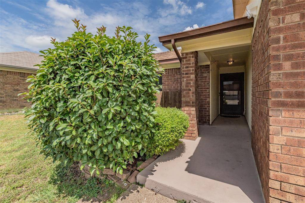 1524 Lincolnshire Way, Fort Worth, TX 76134