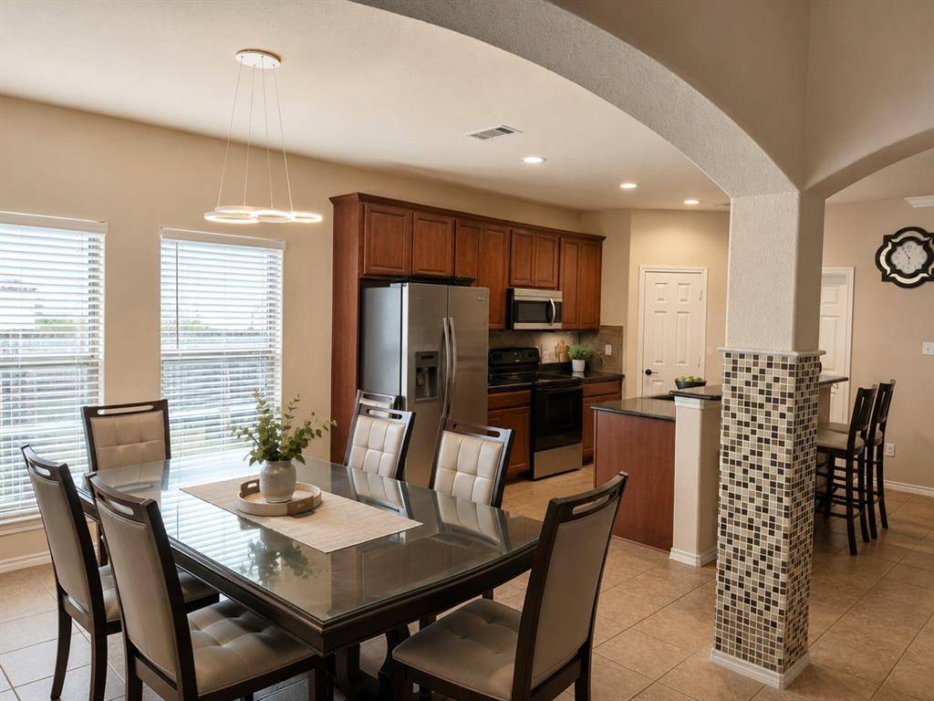 2441 Loreto Drive, Fort Worth, TX 76177