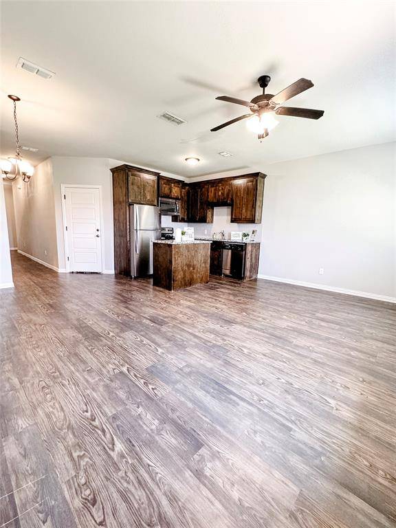 8605 Ellis Drive #2, Weatherford, TX 76088