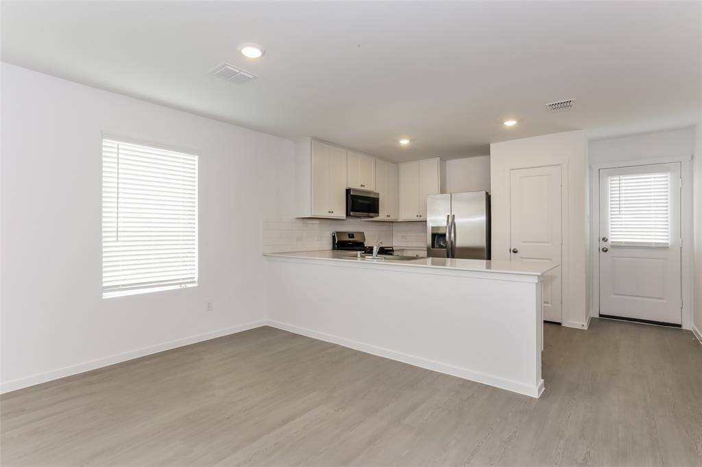 15221 Rangeland Road, Haslet, TX 76052