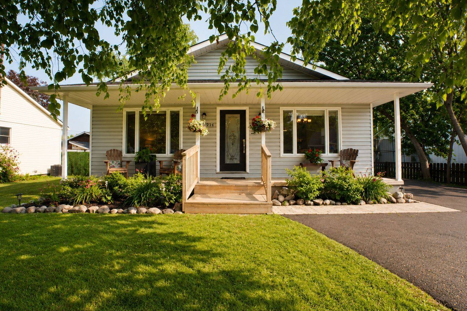 214 Point ST, Clearview, ON L0M 1S0