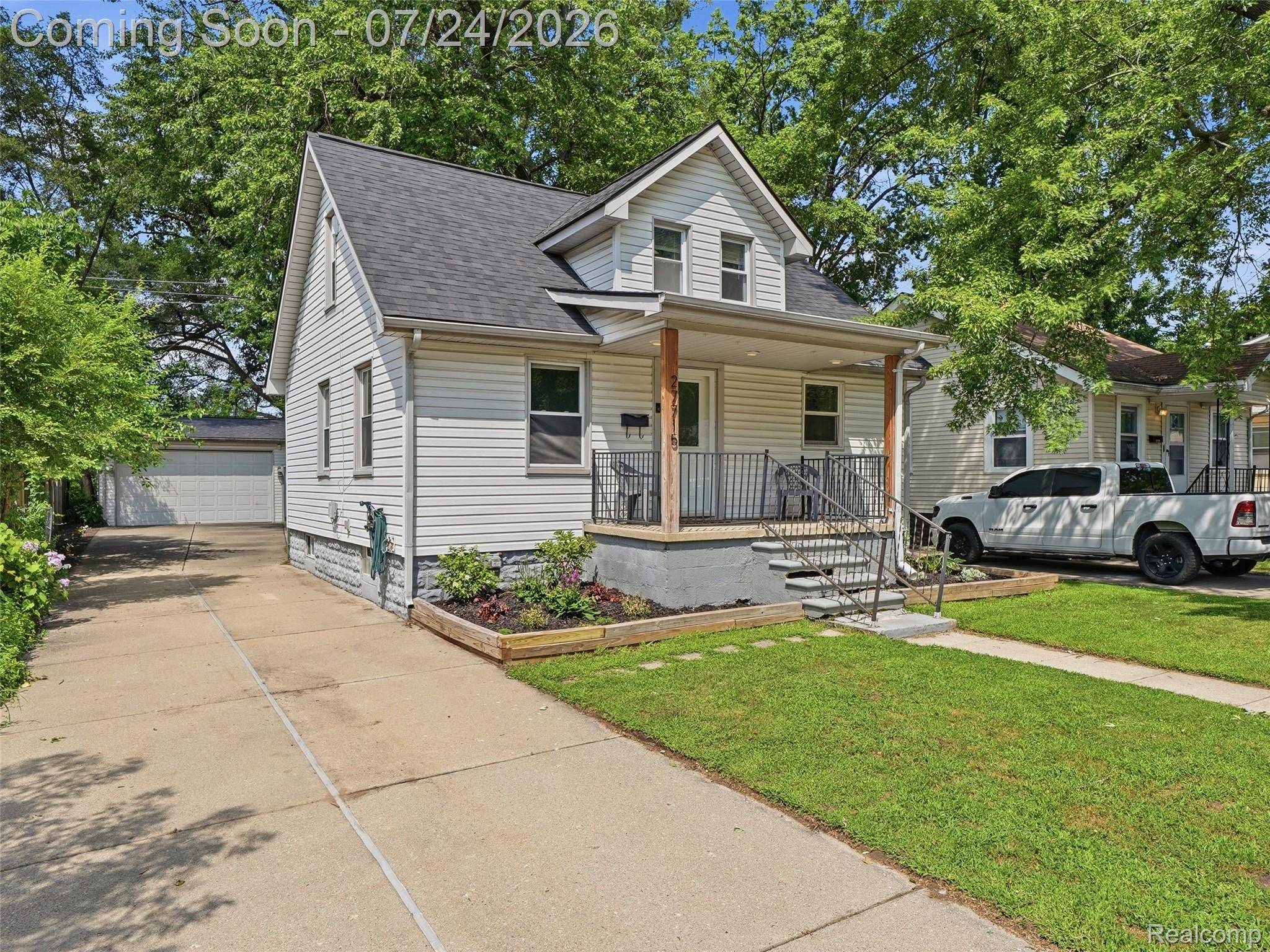 27715 Park CT, Madison Heights, MI 48071