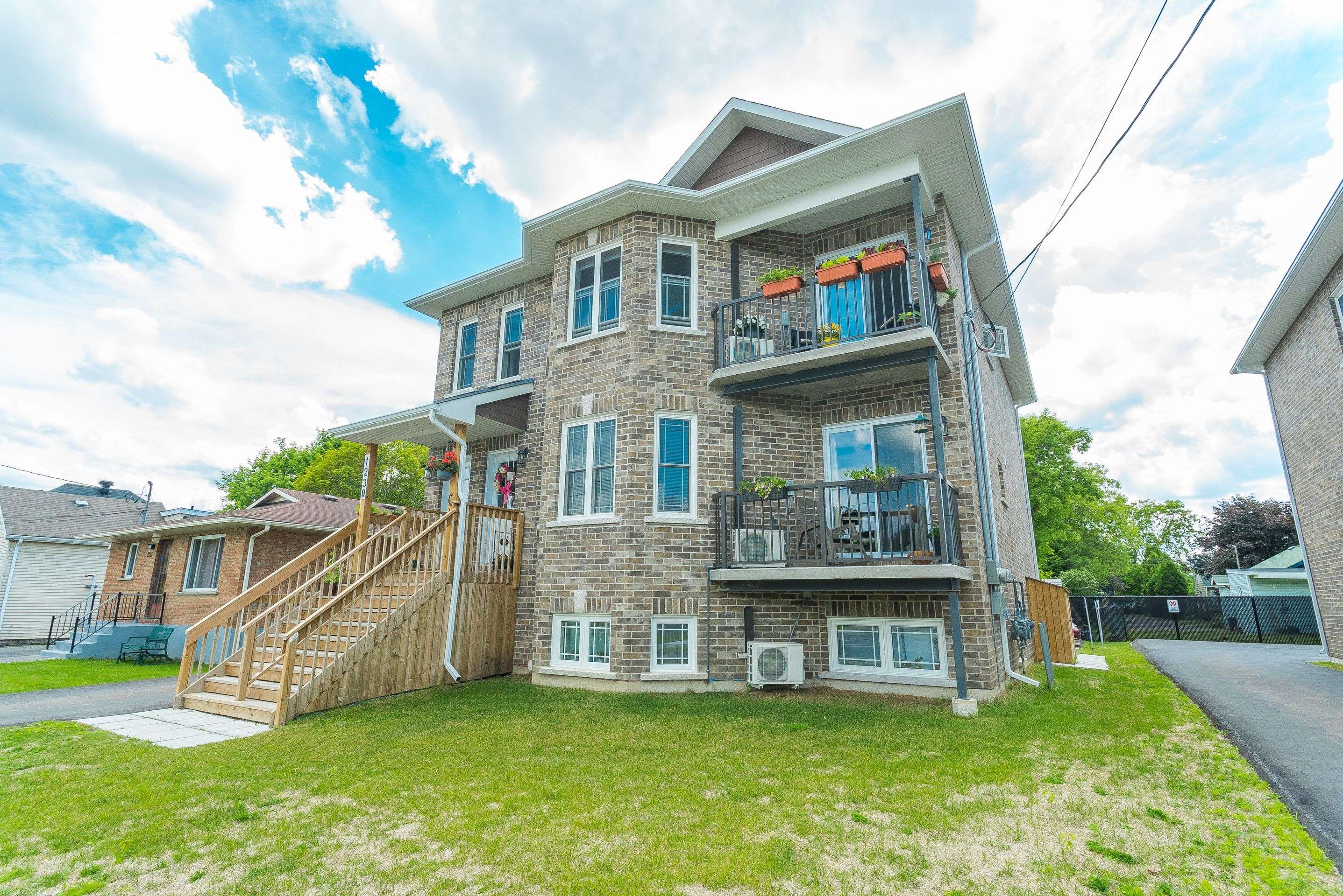 1230 Cumberland ST #C, Cornwall, ON K6J 4K5
