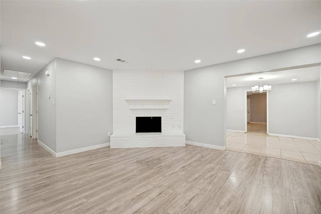 10406 Kinslow Drive, Dallas, TX 75217