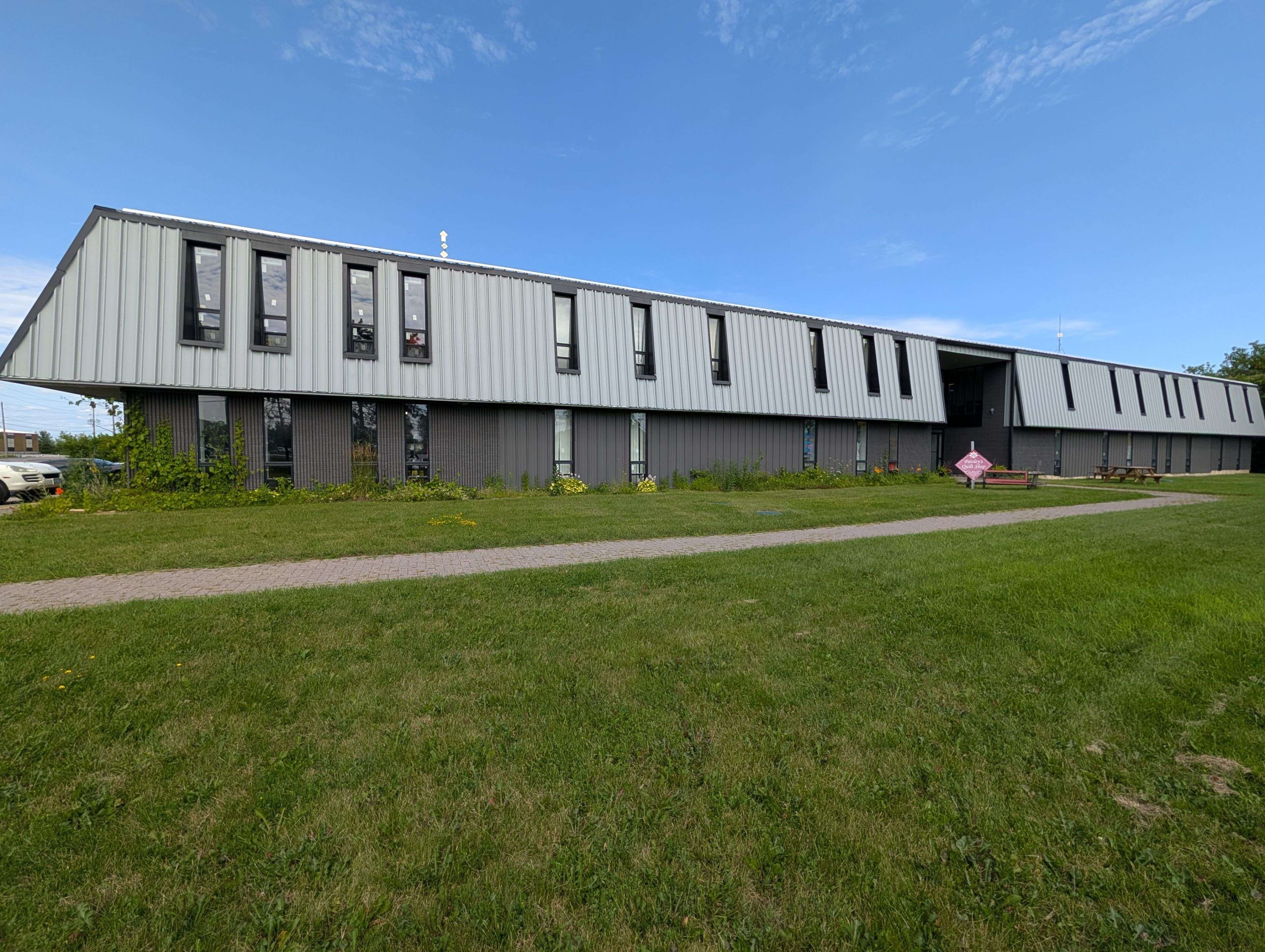 112 John Cavanaugh RD #2, Carp - Huntley Ward, ON K0A 1L0