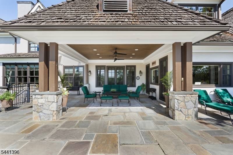 9 Pitney Dr, Mendham Twp., NJ 07945