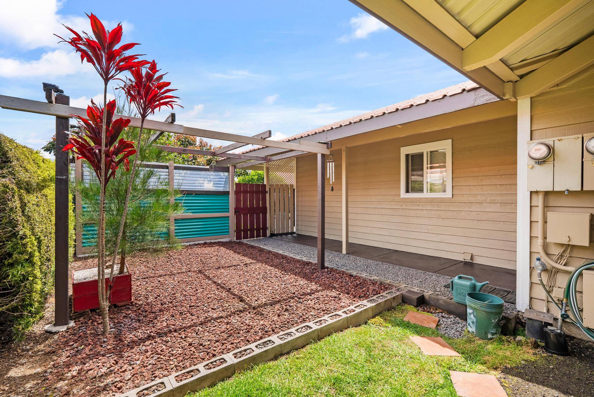 64-5157 KINOHOU ST #B, Kamuela, HI 96743
