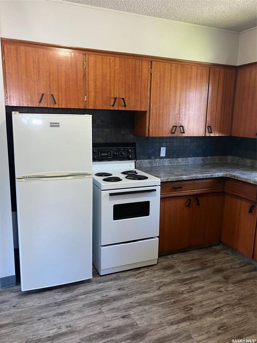 408 6th AVENUE NW, Ituna, SK S0A 1N0