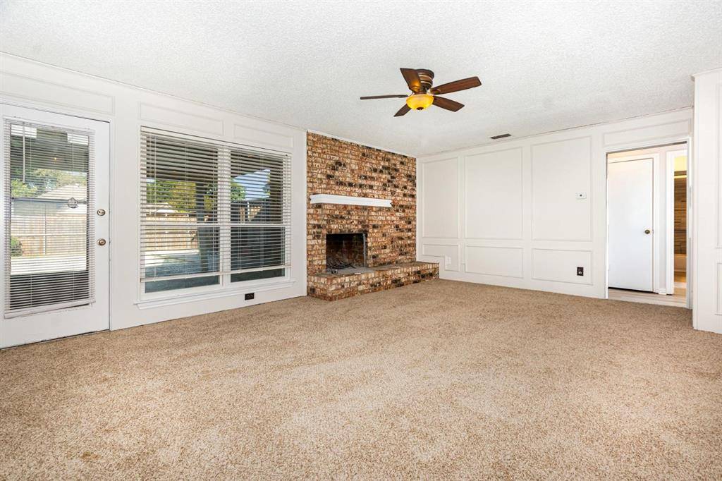 586 Abilene Drive, Lewisville, TX 75067