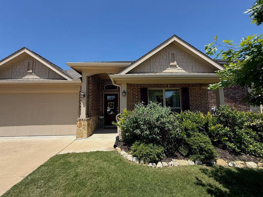 9324 Bronze Meadow Drive, Fort Worth, TX 76131