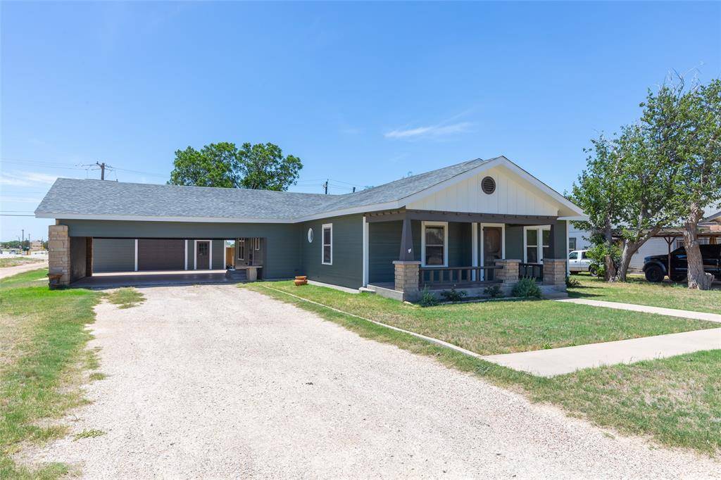1532 Avenue Avenue N, Anson, TX 79501