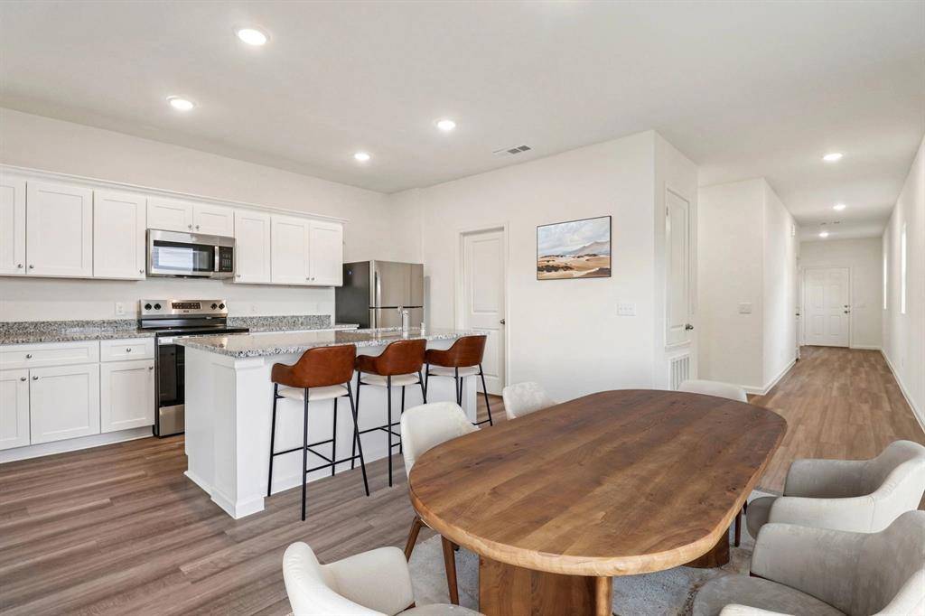 14204 Donahue Street, Pilot Point, TX 76258
