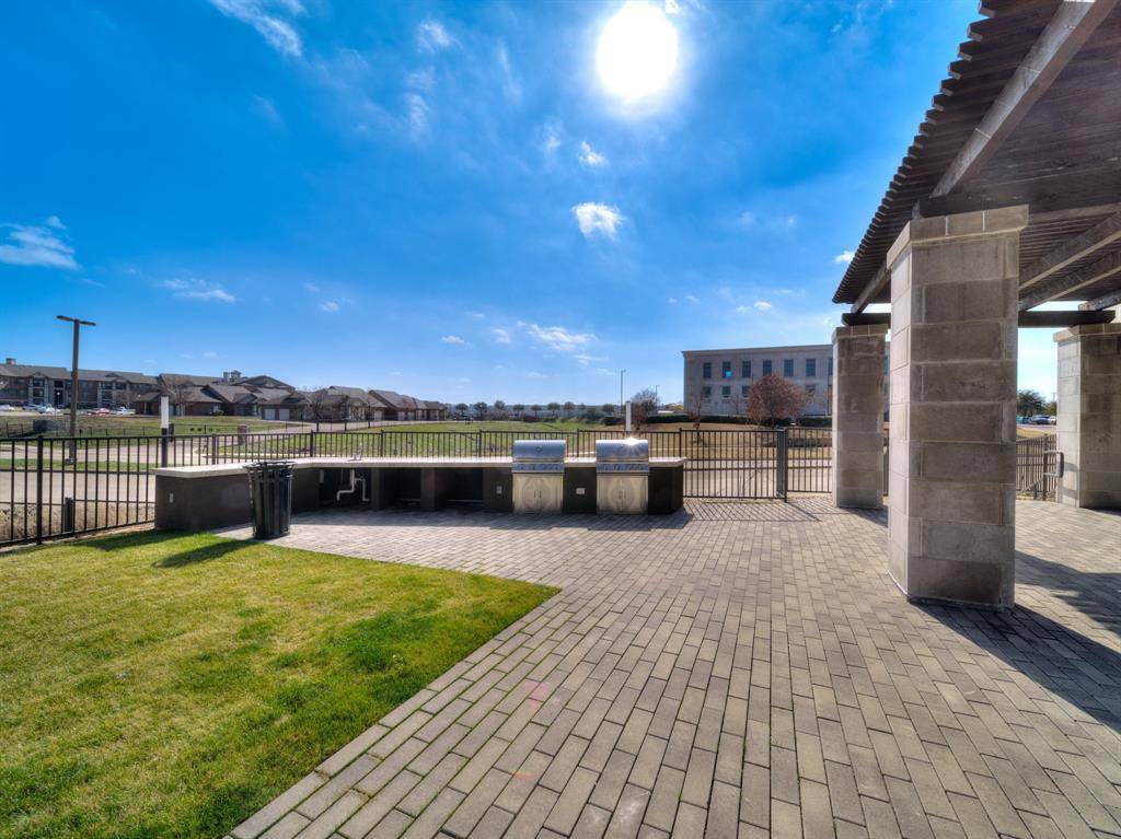 2700 Old Denton Road #1017, Carrollton, TX 75007