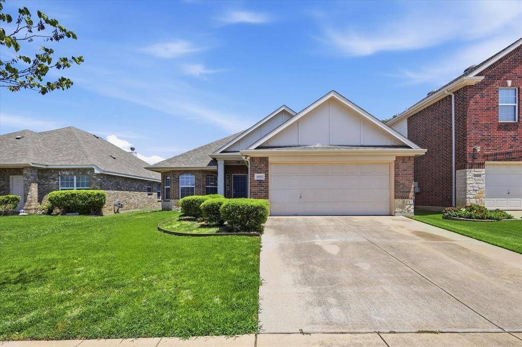 4517 Fir Drive, Fort Worth, TX 76244
