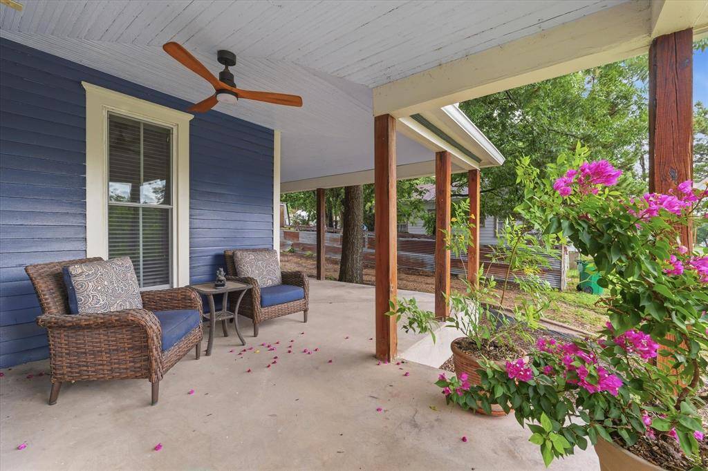 415 S Rice Street, Hamilton, TX 76531