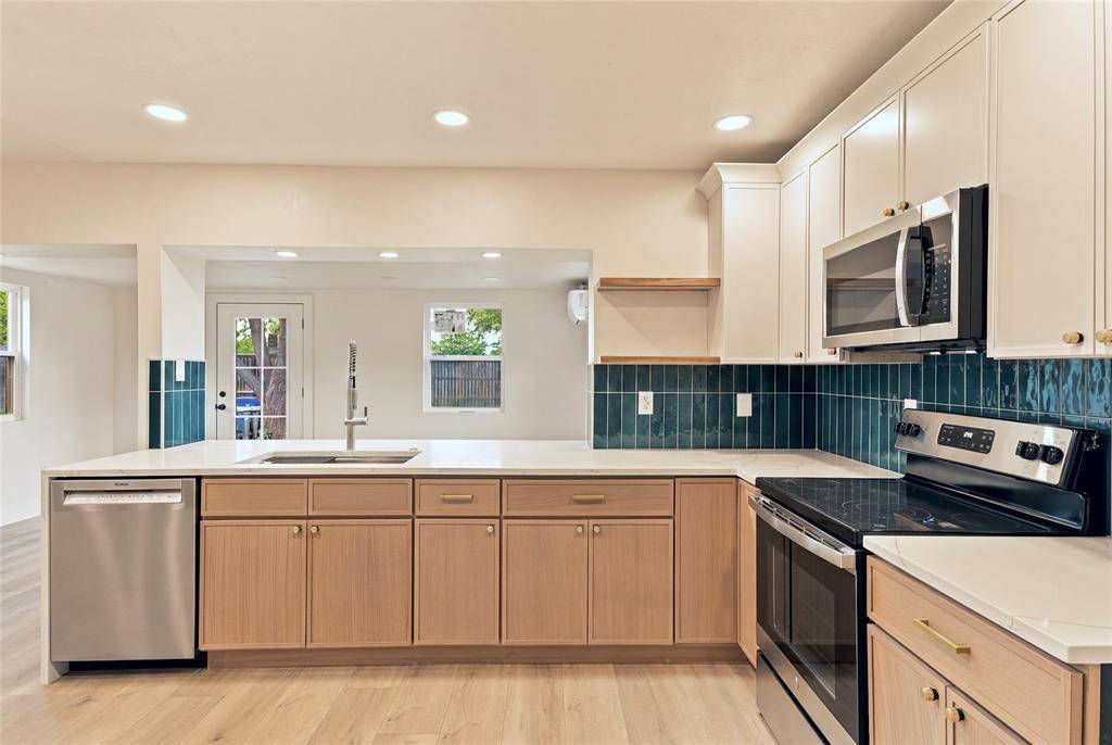 2733 Teakwood Drive, Garland, TX 75044