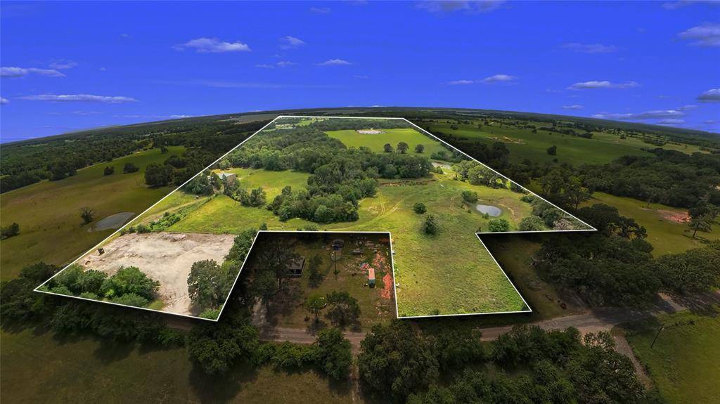 394 LCR 832, Donie, TX 75838