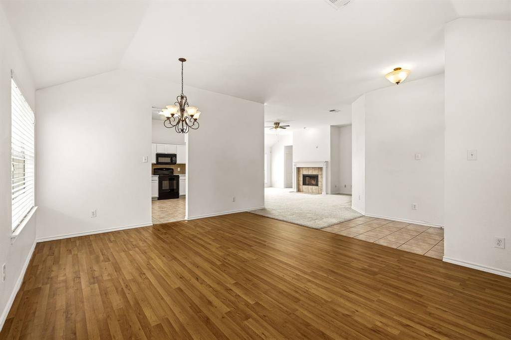 1138 Hampshire Lane, Cedar Hill, TX 75104