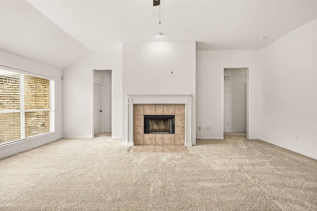 1138 Hampshire Lane, Cedar Hill, TX 75104