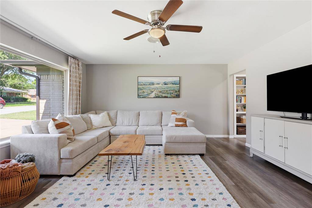 5605 Morley Avenue, Fort Worth, TX 76133