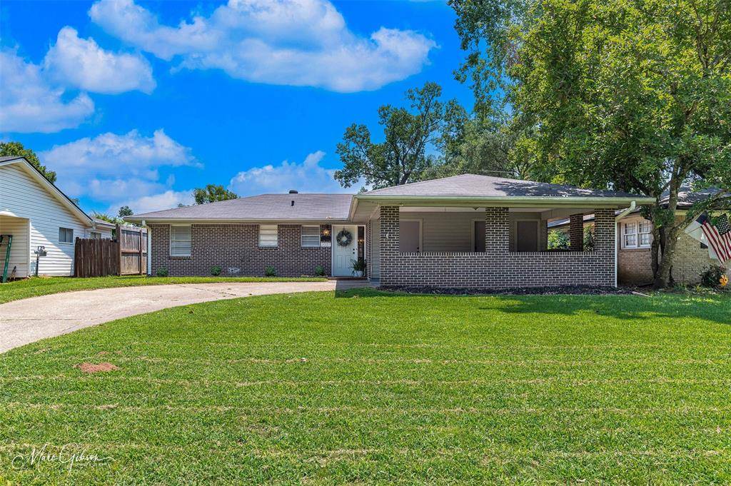 2037 Shadywood Lane, Shreveport, LA 71105