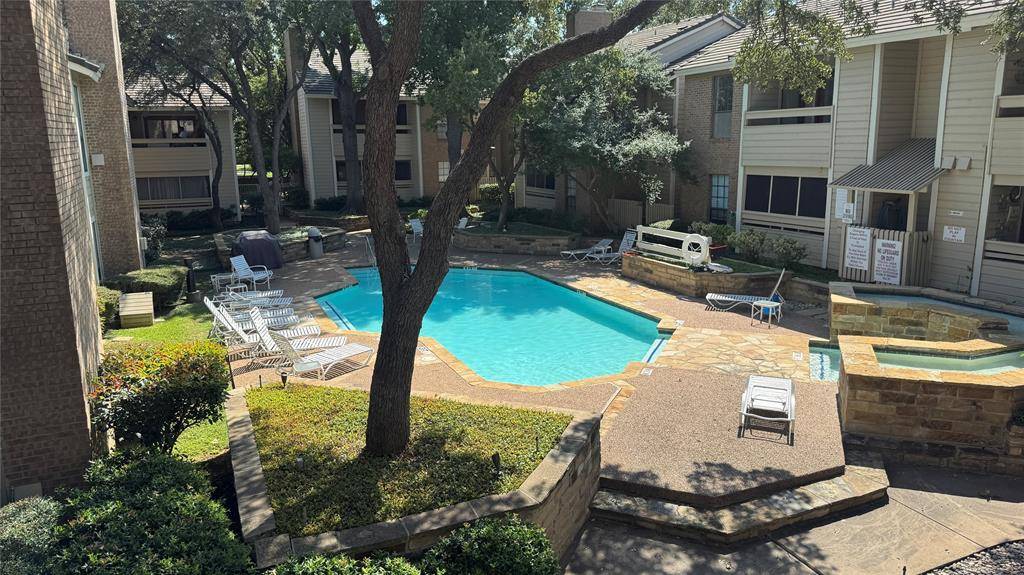 1908 CHASEWOOD Circle #207, Arlington, TX 76011