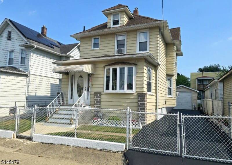 73 Bergen Ave, Clifton City, NJ 07011