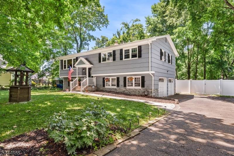 31 Orchard St, Mount Olive Twp., NJ 07828