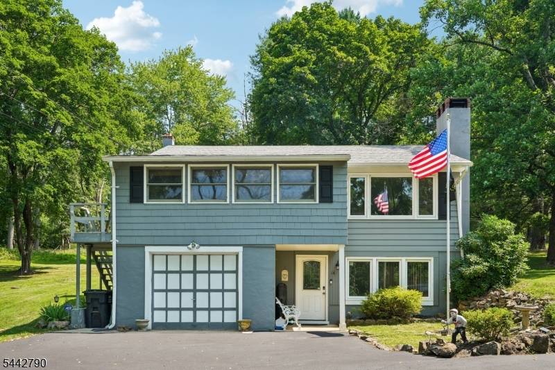 14 Bunnvale Rd, Lebanon Twp., NJ 07830