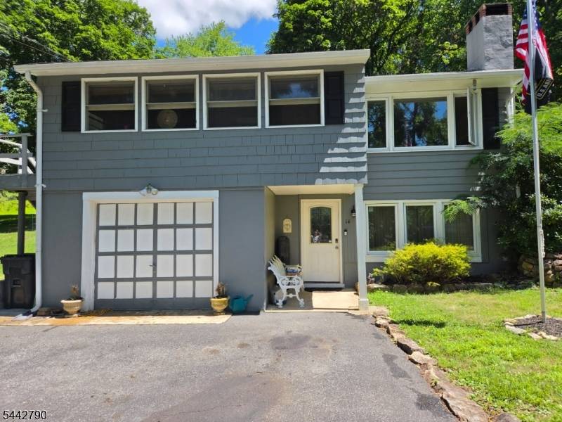 14 Bunnvale Rd, Lebanon Twp., NJ 07830