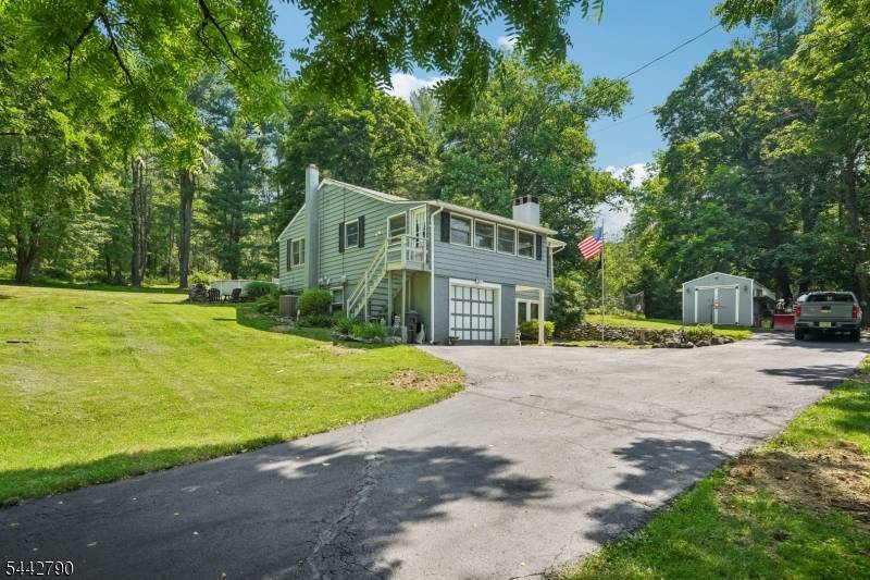 14 Bunnvale Rd, Lebanon Twp., NJ 07830