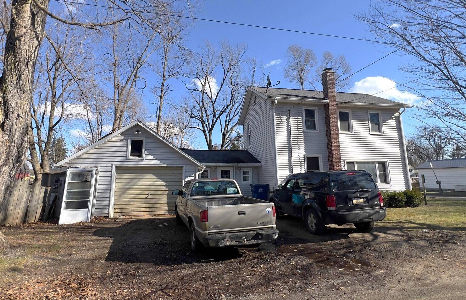 407 Barry ST, Colon Vllg, MI 49040