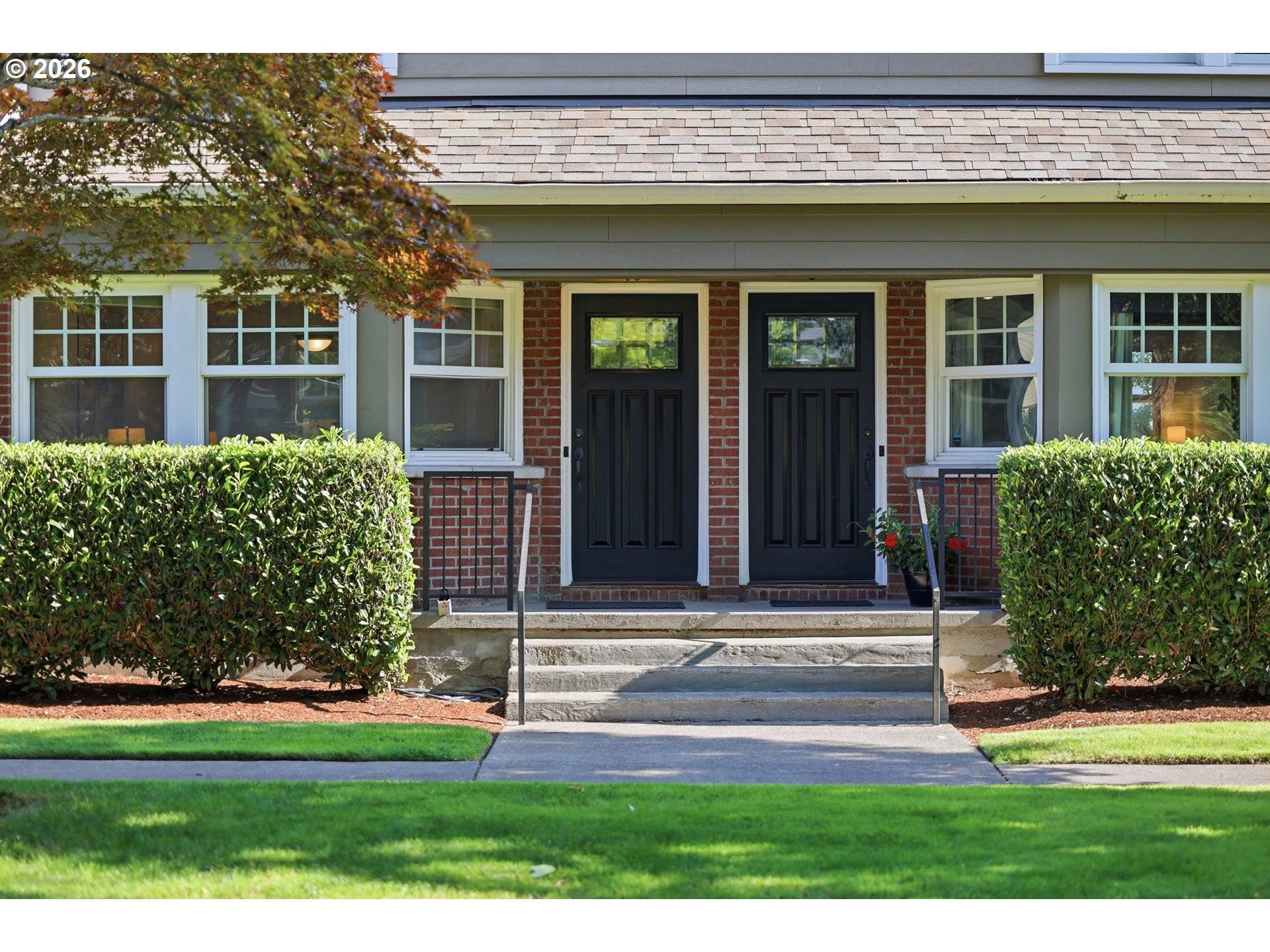 2555 NW SAVIER ST #10, Portland, OR 97210