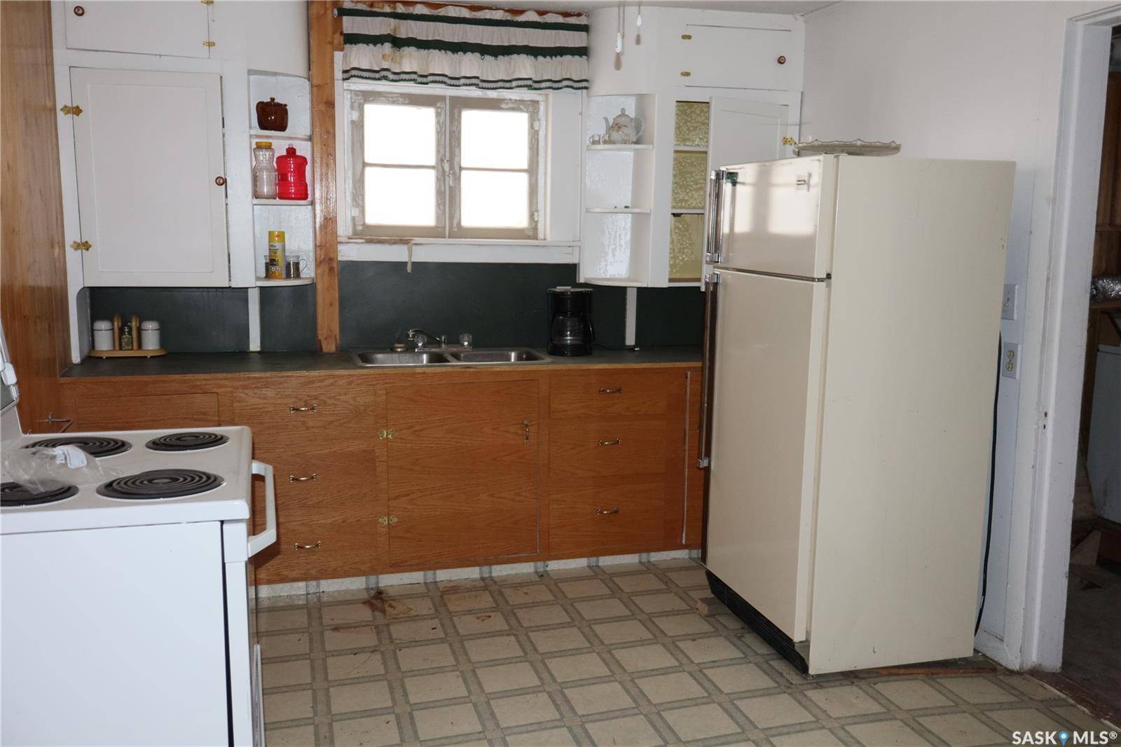 311 2nd AVENUE W, Assiniboia, SK S0H 0B0