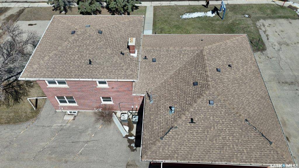 300/302 8th AVENUE W, Kindersley, SK S0L 1S0