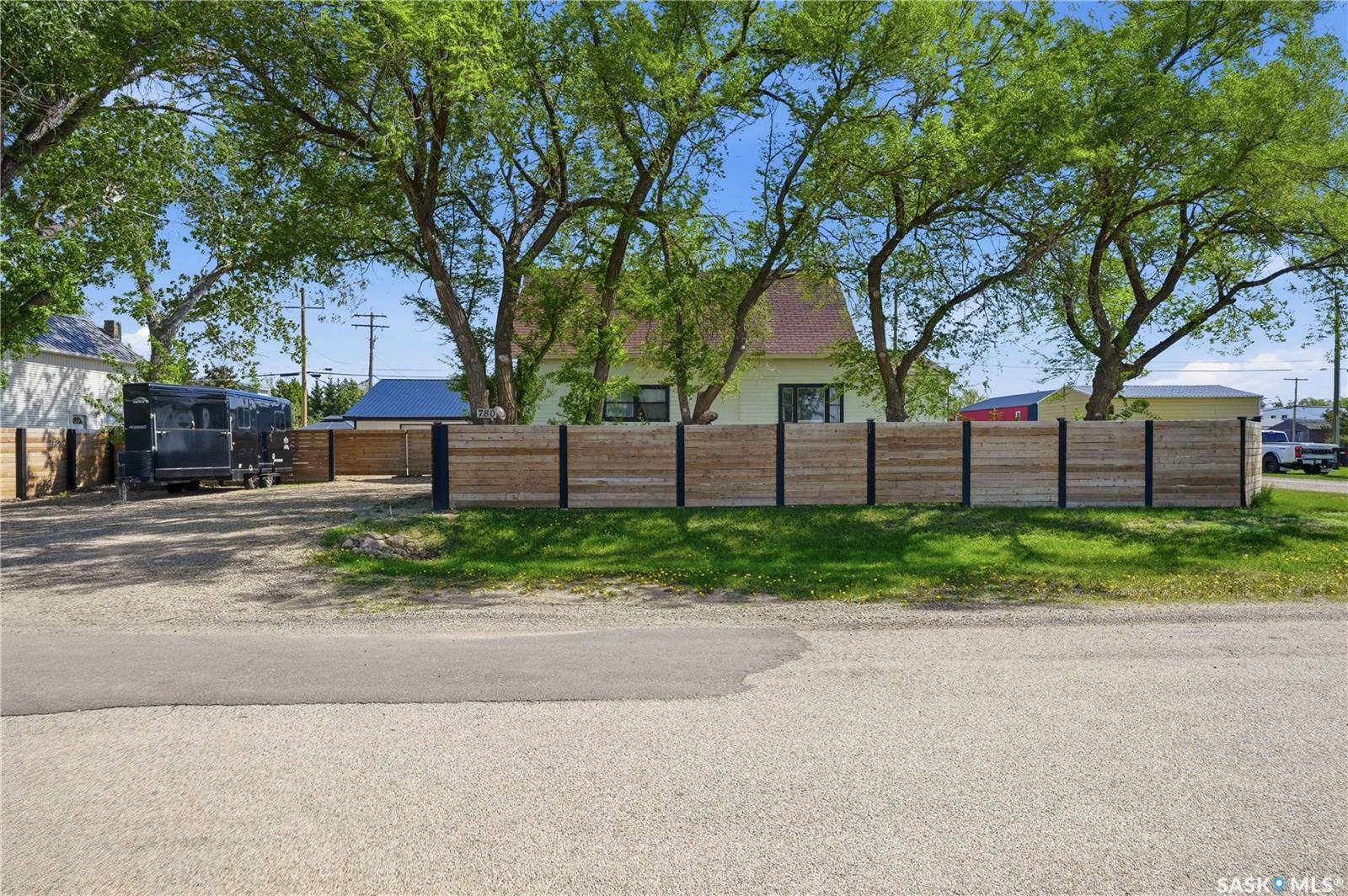 780 Railway AVENUE, Elbow, SK S0H 1J0