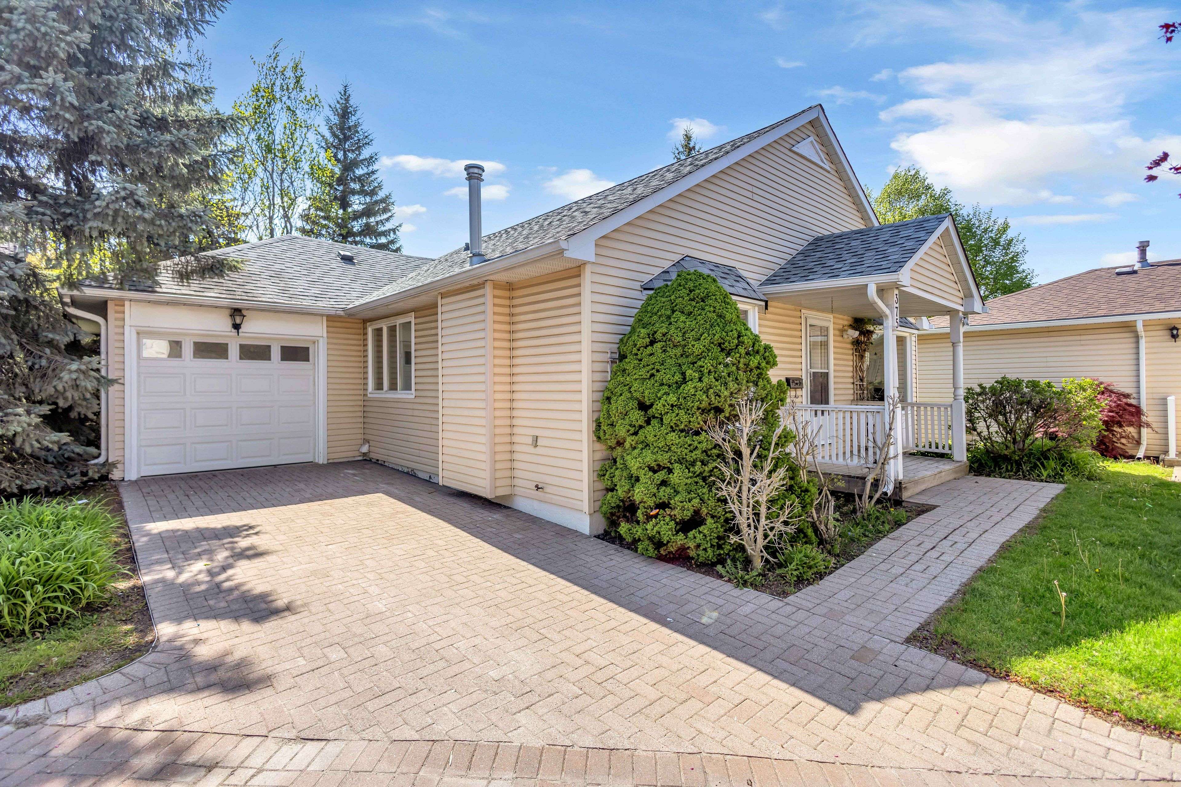 375 Silverbirch BLVD, Hamilton, ON L0R 1W0