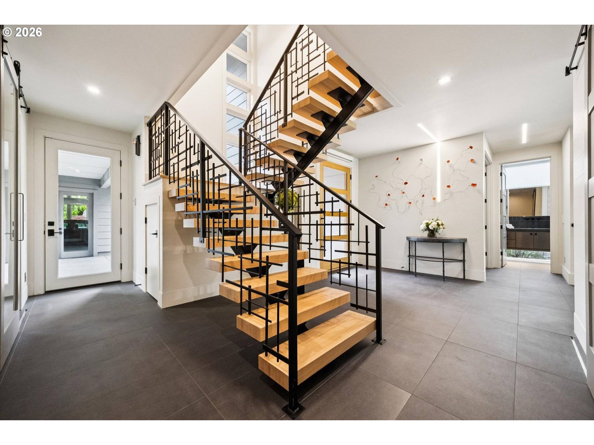 3150 UPPER DR, Lake Oswego, OR 97035
