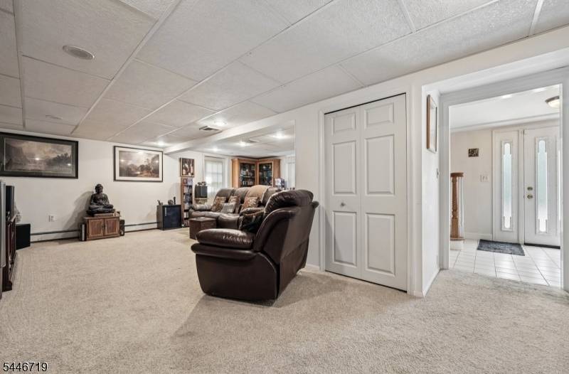 128 Marne Rd, Hopatcong Boro, NJ 07843