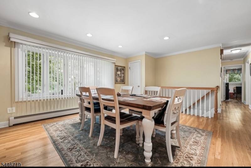 128 Marne Rd, Hopatcong Boro, NJ 07843
