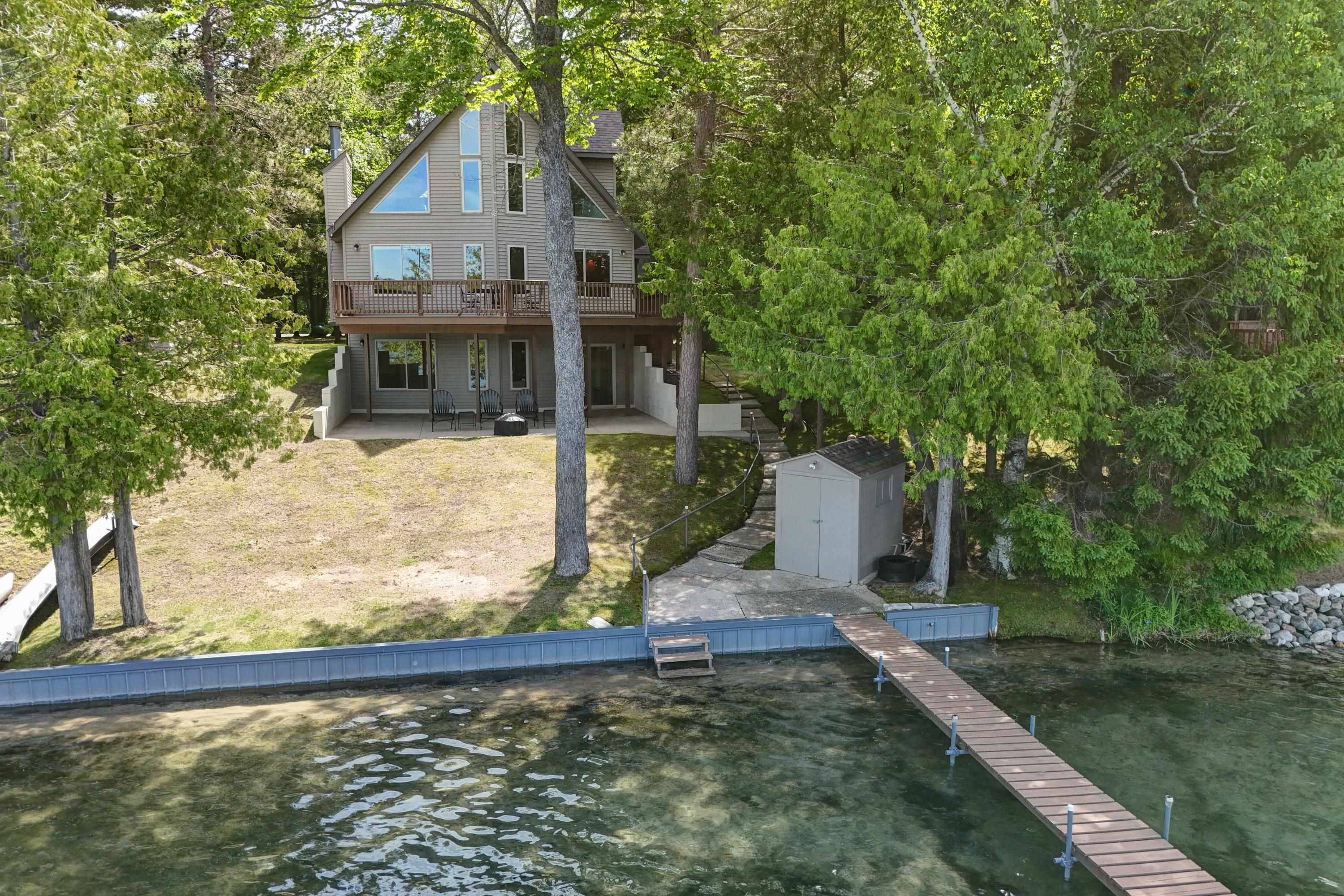 6777 Blue Lake Road, Ne, Kalkaska Twp, MI 49646