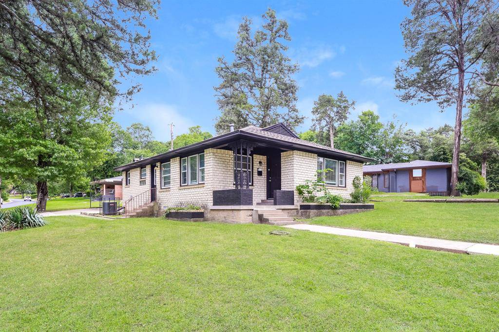 2346 Rexlawn Drive, Dallas, TX 75227
