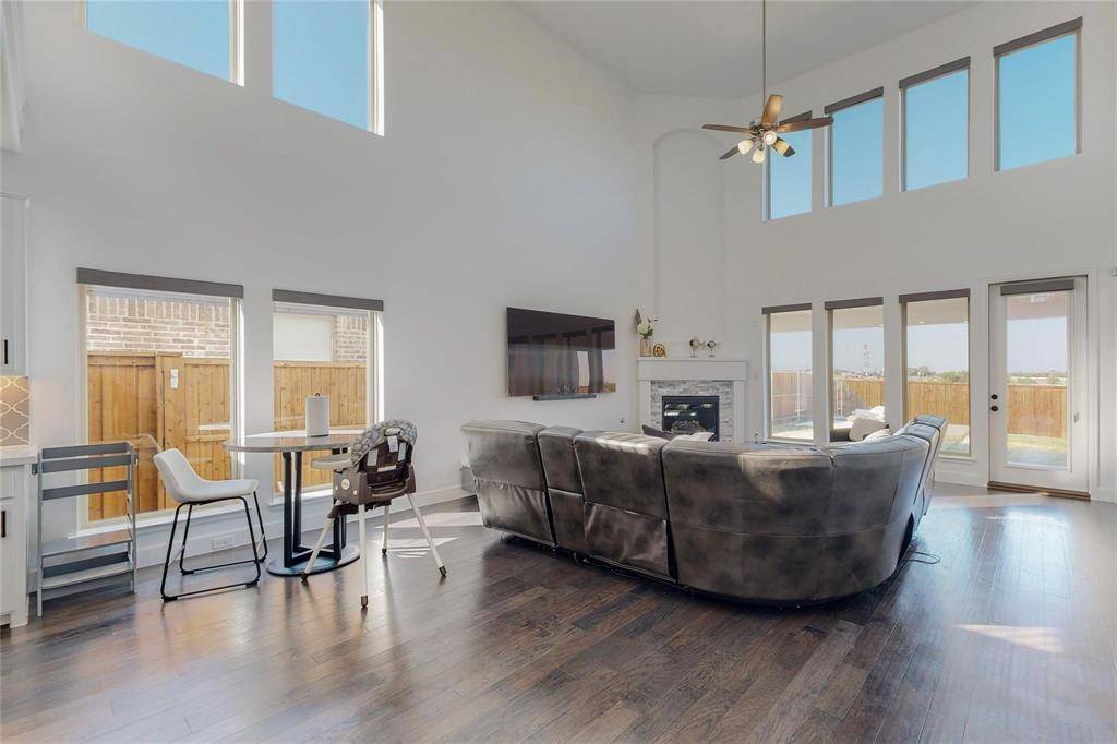 1205 Rushcroft Way, Forney, TX 75126