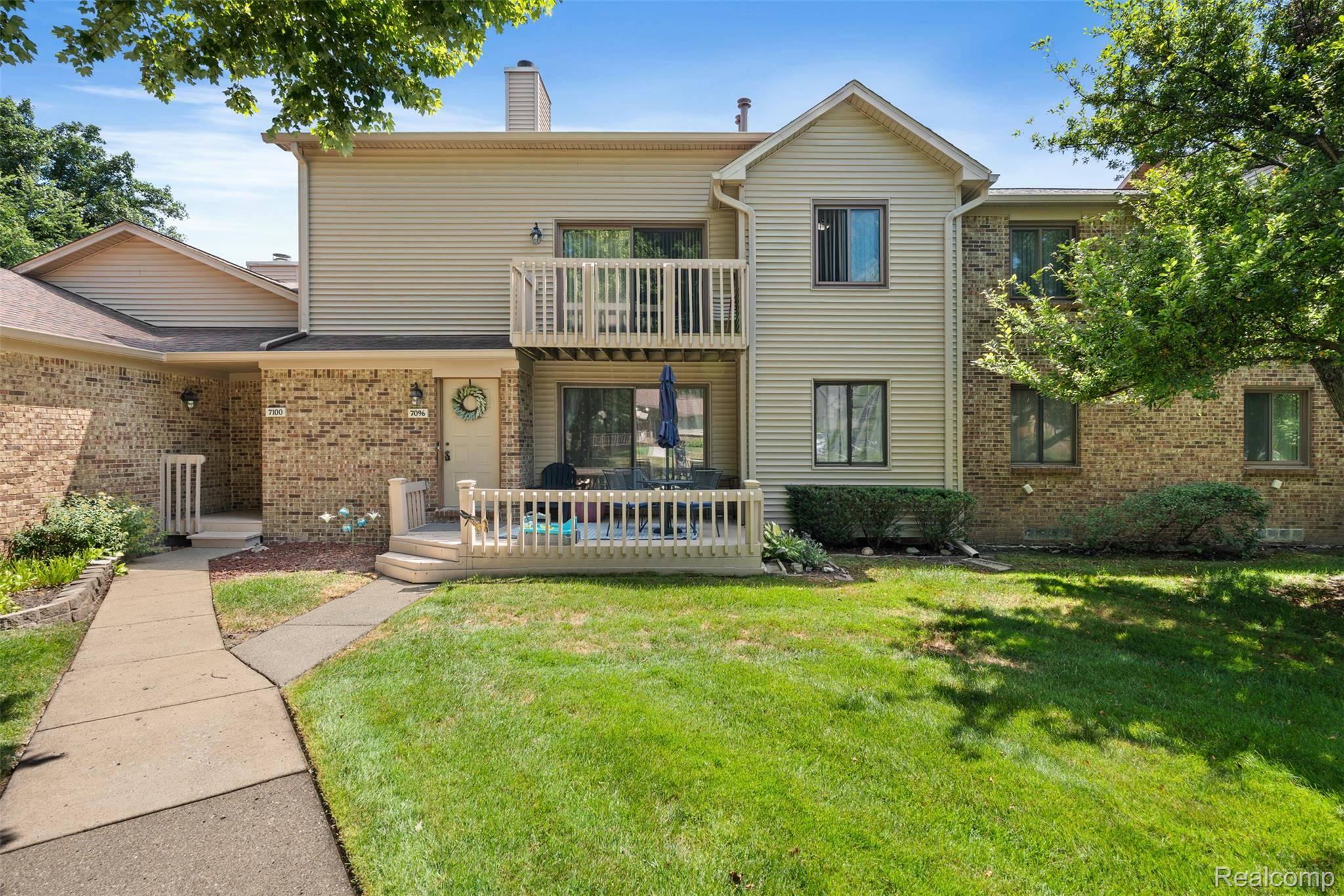 7096 Clements, West Bloomfield Charter Township, MI 48322