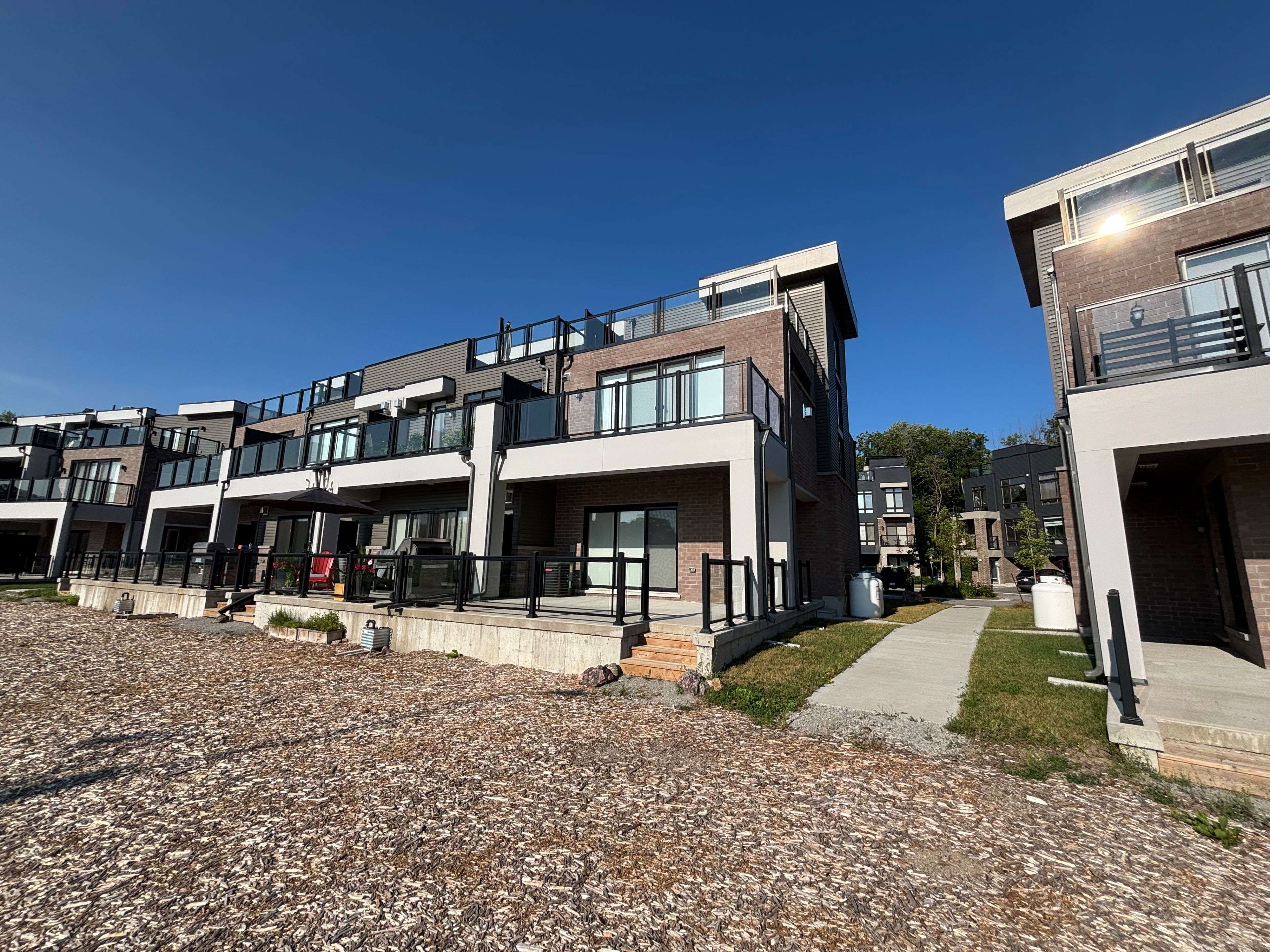 100 Marina Village DR, Georgian Bay, ON L0K 1S0